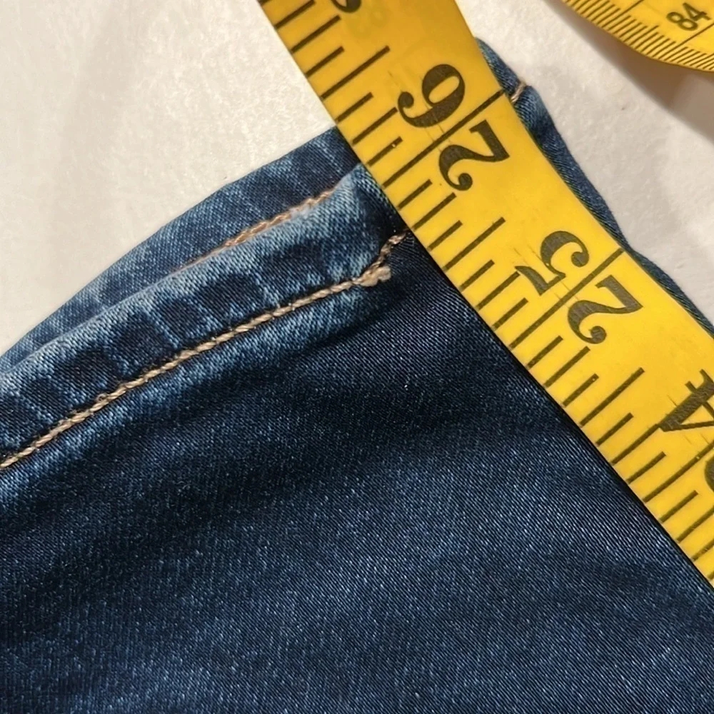 American EAGLE Next Level Stretch Curvy Hi Rise Jeggings Distressed size 18short